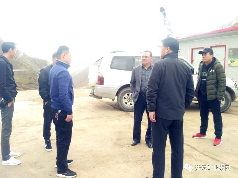 科學發(fā)展 統(tǒng)籌兼顧 穩(wěn)步生產(chǎn)│州、縣國土資源局領導赴興海銅鑫進行年檢