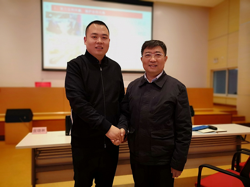 豫商赴滬，共研發(fā)展│許明月董事長參加民建河南省企業(yè)家會員班培訓(xùn)